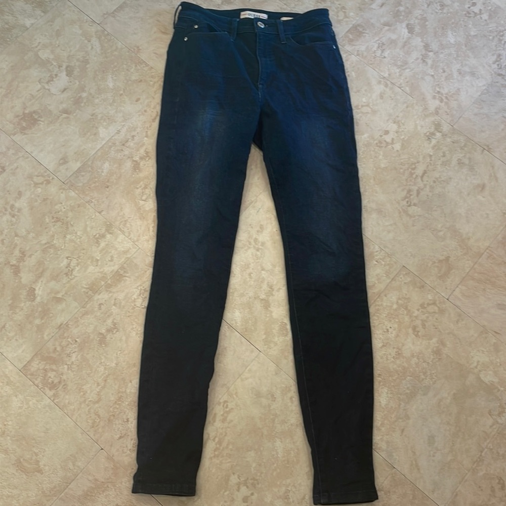 🍀Sale 4/$20 Guess 1981 skinny, sz 26
